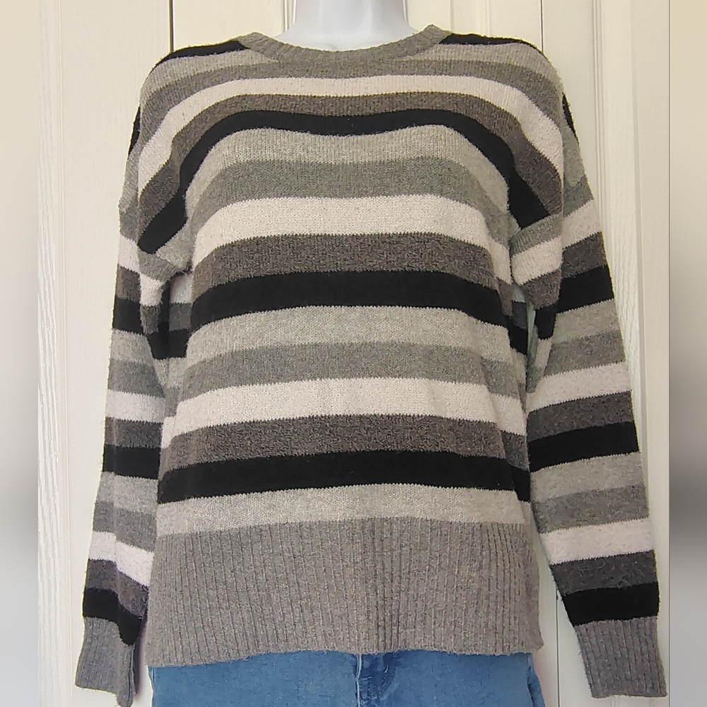 Time and Tru Women's Striped Sweater in Gray, Black, and Cream